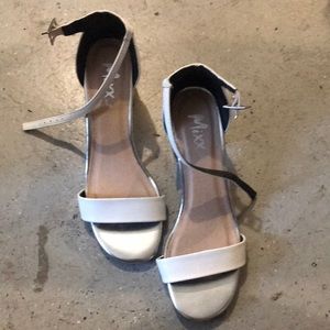 Muzzle Shuz Block Heel Sandals